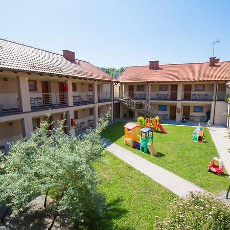 Atrium - Pokoje Studio Krynica Morska Bagian luar foto